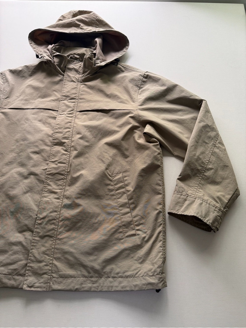 Uniqlo Men's Hooded Raincoat in Khaki